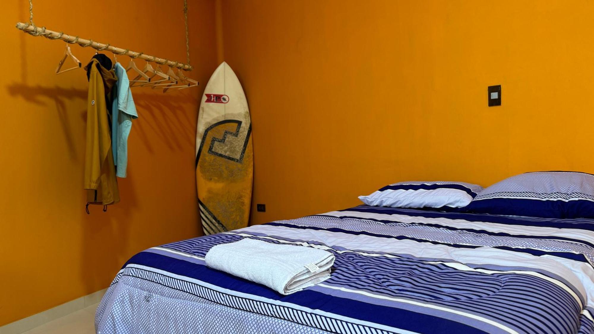 Отель Family Surf Chicama Пуэрто Чикама Экстерьер фото